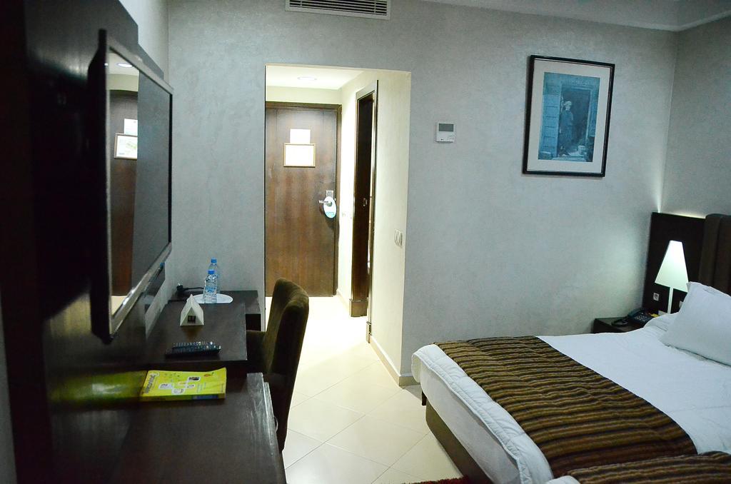Hotel Chams Tetouan Exterior photo