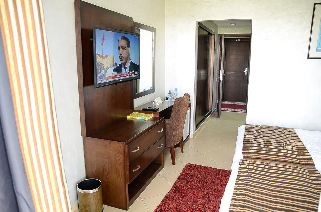 Hotel Chams Tetouan Exterior photo