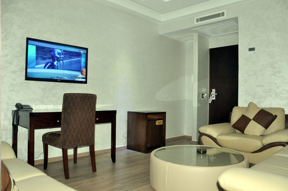 Hotel Chams Tetouan Exterior photo
